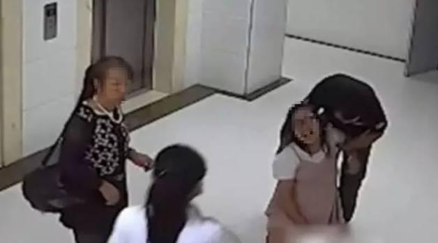 爱上你的微笑|产妇顺产精疲力竭，丈夫却拒绝顺转剖，理由让医生心寒