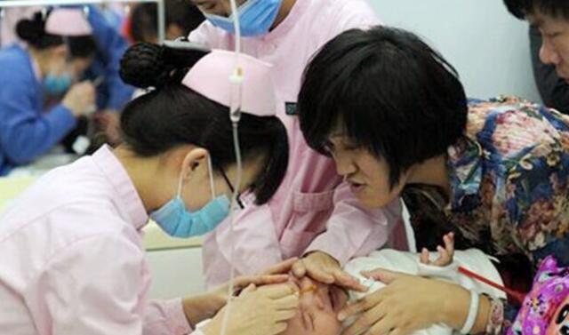 超级宝妈|6岁女童胃里被“纸”塞满，元凶是家家都有的“快乐水”，快扔掉