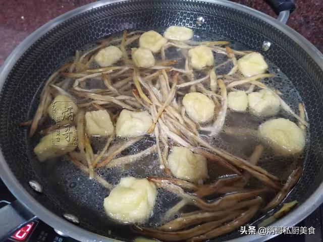 超级宝妈|这汤，产后坐月子要多喝，每天吃一次，妈妈奶水足，宝宝长得快