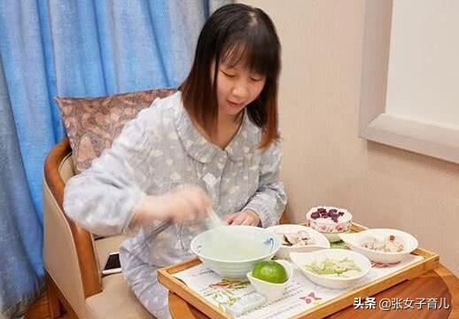 你的育儿经@宝妈产后坐42天月子就行了么?触碰了这3个月子禁忌,依旧白坐了