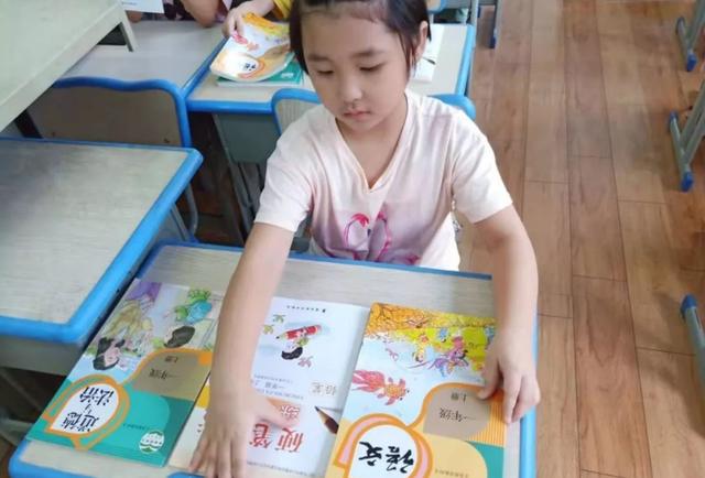 海绵宝宝不在家|教育部叫停幼儿园小学化，还是有家长给孩子上，爱子心切不能这样