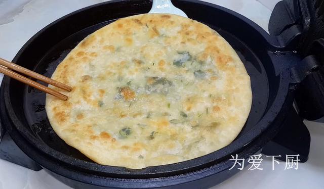 烙饼和面时，别直接加开水，教你几招，柔软又劲道，比鸡蛋饼好吃