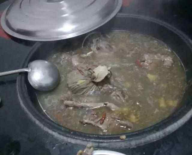 「你的育儿经」90后孕妇委屈哭诉，因为“月子餐”凑合，网友：没有准备好就别生