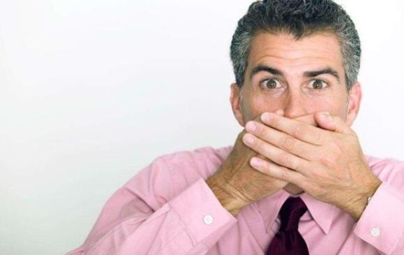 便秘|屁多要当心！医生：可能是4种疾病的“信号”