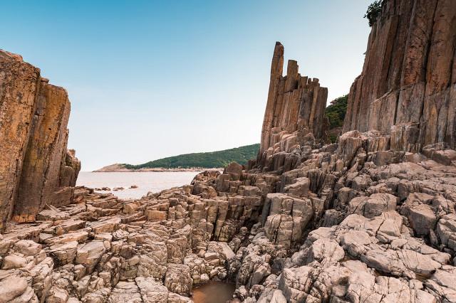 「海岛」浙江象山,有着罕见的"海上石林",小众海岛,人少景美