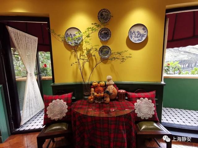 咖啡|富春小笼开咖啡店啦！老店跨界、阳光露台、咖啡蛋糕，潮