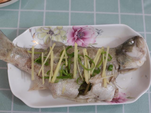 【你的育儿经】别总给孩子吃猪肉，春天这肉更要多吃，营养高易消化，常吃益智力