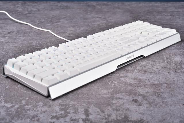 Cherry MX Board三款机械键盘开箱：主流本家信仰