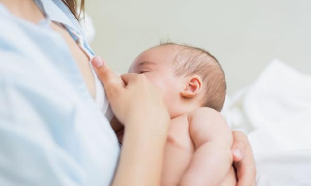 #你的育儿经#母乳喂养到啥时候好？太短太长均不好，超过这个周数宝宝智商更高