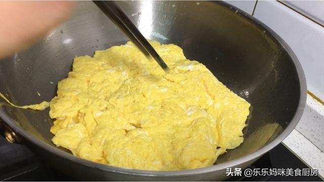 明日元旦，用2种食材做饺子馅，低钠低脂高营养，减肥也可放心吃