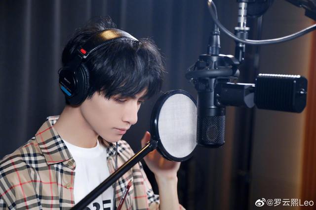 不明白小姐|鹿晗、杨幂、任嘉伦、罗云熙、赖冠霖