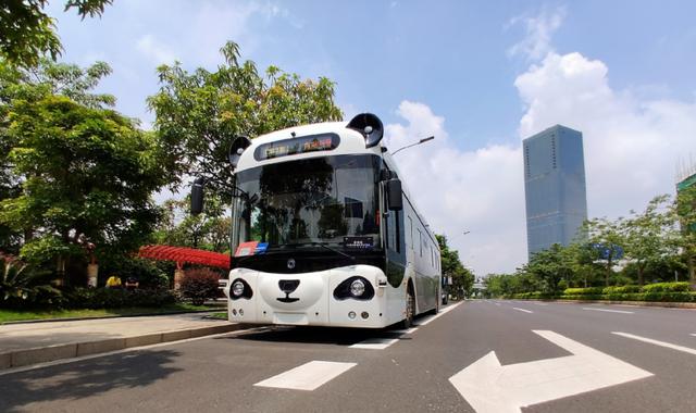 「小车看百度，大车看深兰」，自动驾驶公交驶向千亿蓝海市场