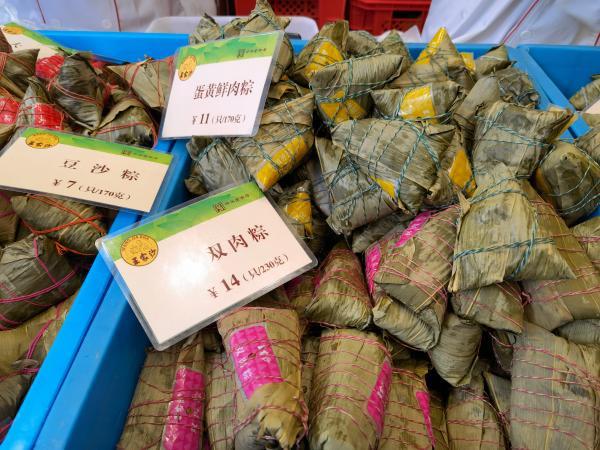 粽子|上海的老字号或非遗粽子到底好不好吃？记者亲测报告来了