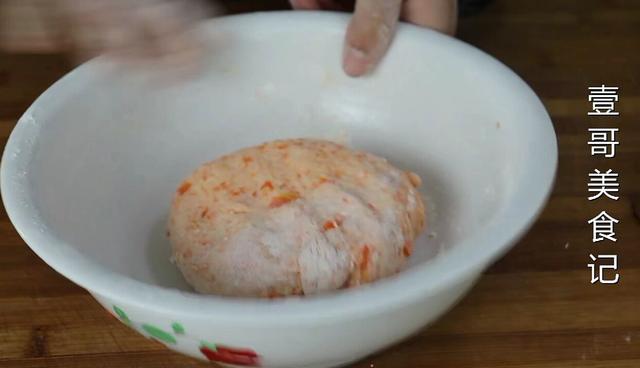 吃了几十年的胡萝卜，这种新做法还是头一次见，太解馋了