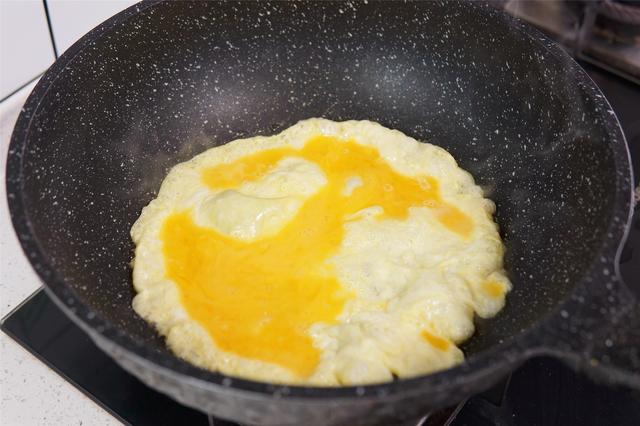 天冷了，用这5样炒一锅“合菜”，暖和下饭，不用放肉也香的很