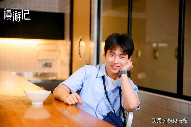 曾帮岳云鹏推戏，儿子郭麒麟却接了十余档综艺，郭德纲有私心？|fun娱乐