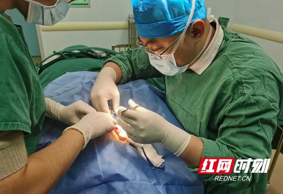 文宇|湘潭县中医医院完成一台“颧骨粉碎性骨折