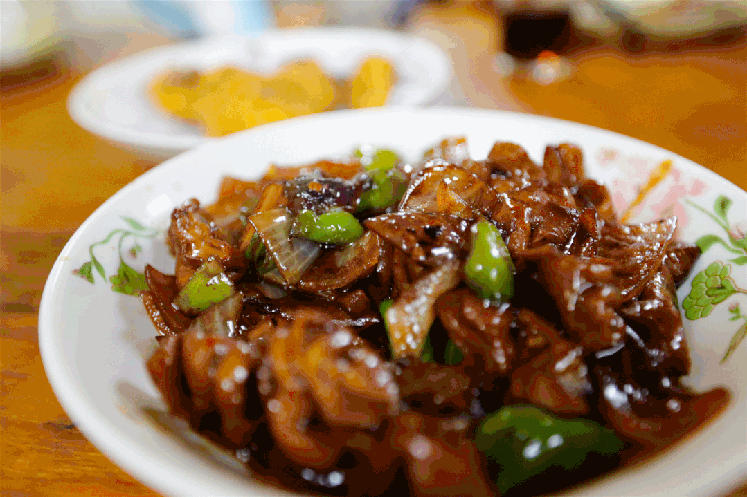 369！这家火了20年的饭店你知道吗？