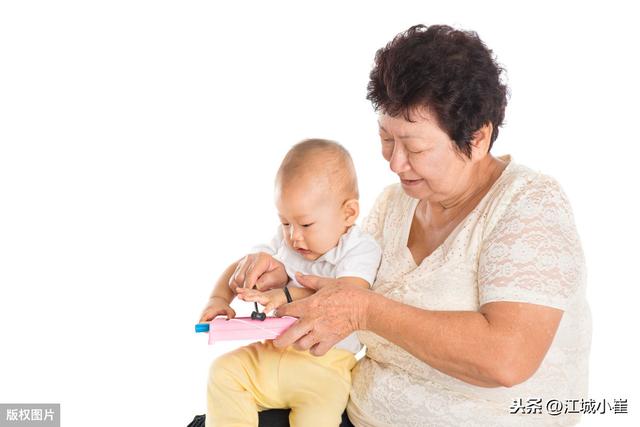 【你的育儿经】如果可以，请不要让婆婆帮忙带孩子