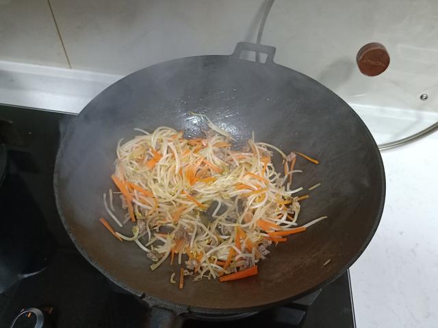 下雪天要吃这3个菜，热乎乎的，鲜美好吃又好做，连汤都不放过