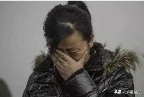 「超级宝妈」产妇奶水充足却不给孩子喂奶，婆婆动手打骂，后又向儿媳妇道歉