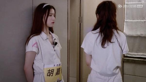 9号放映厅|姜贞羽痛哭“我跳不起来了”　中断《创造营2020》录影