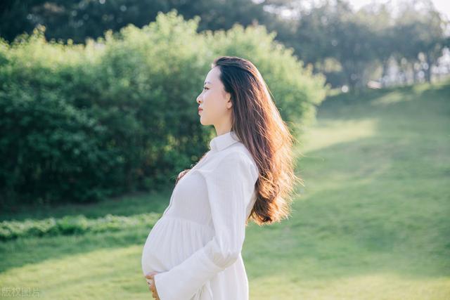 逗比大家庭|那个女儿刚怀孕，自己还意外怀上二胎的47岁妈妈，后来怎么样了？