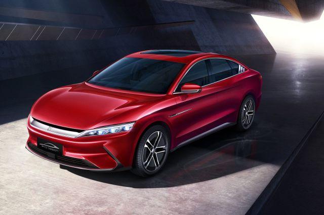 【环球网】比亚迪推出刀片电池 王传福：将终结新能源汽车安全痛点