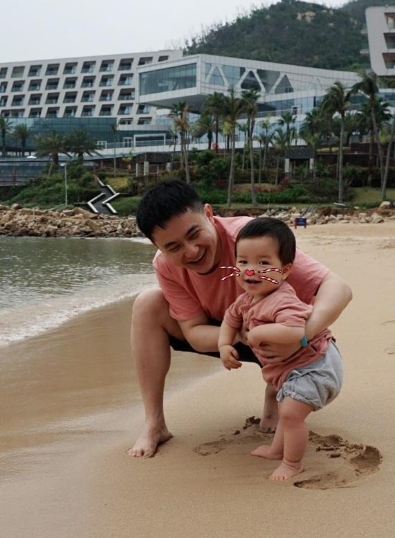 幸福相守|这届爸爸晒哄娃绝招，妈妈们群吐槽，弹幕亮了