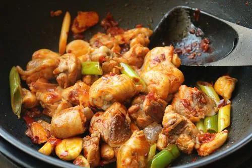 逢九一只鸡，来年好身体，这3种做法温补不上火，帮你抵御寒冬