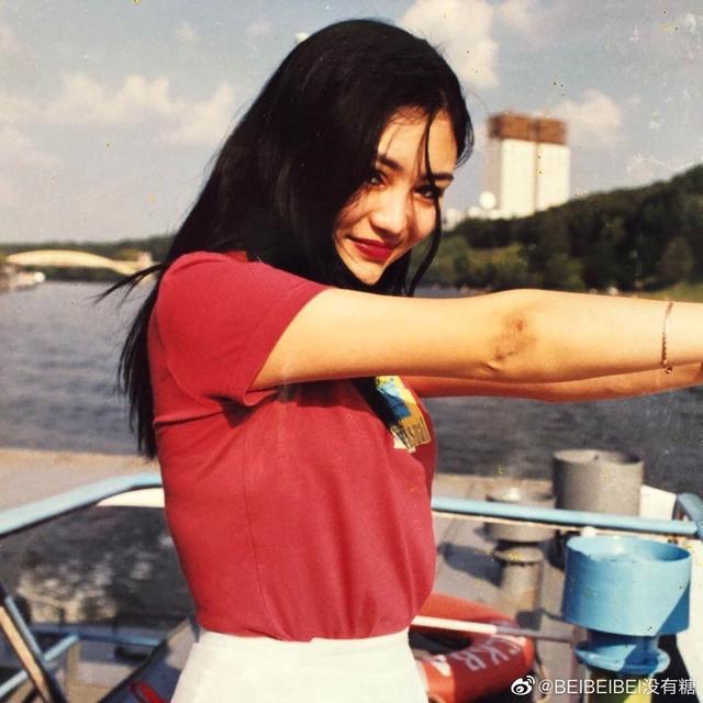 【烟花巷陌】妈妈很美是什么体验？网友：妈妈的美貌可以吹一辈子！