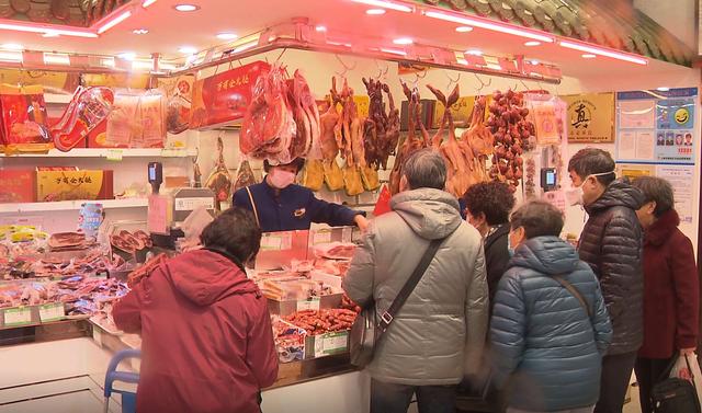 红烧羊肉、涮羊肉、火腿、桃胶、核桃粉……冬季滋补来黄浦就“购”了