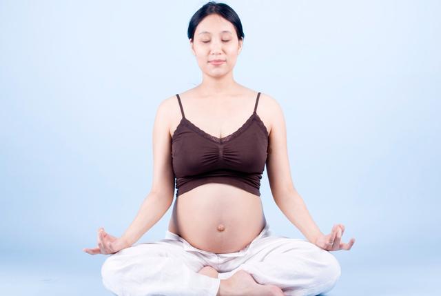 你的育儿经|宝宝出生可不都一定是头先出来,胎位不寻常,分娩难度也陡增