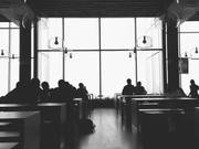 Two College Students, Taking Postgraduate Studies as a Comeback to Earn Admission to a 985 University, and What's the Difference Compared to Graduates from Top Universities?
