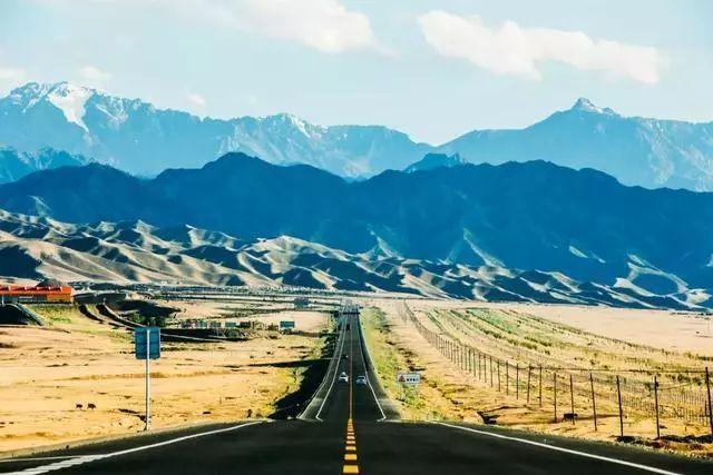 [世界那么大]有一种旅行，叫做在路上