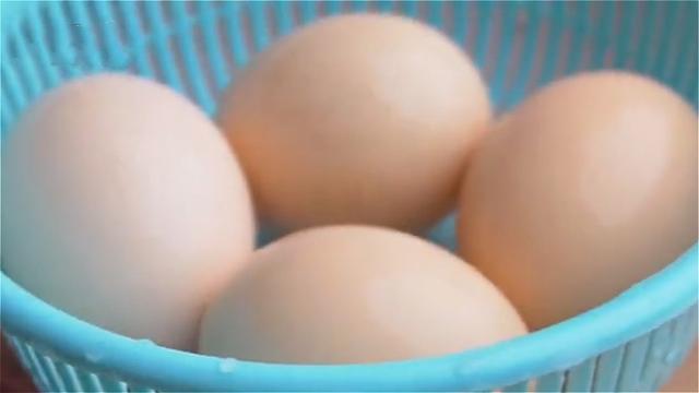 饭店卖25一份的卧蛋，教你在家做，成本不到6块钱，比蒸蛋简单