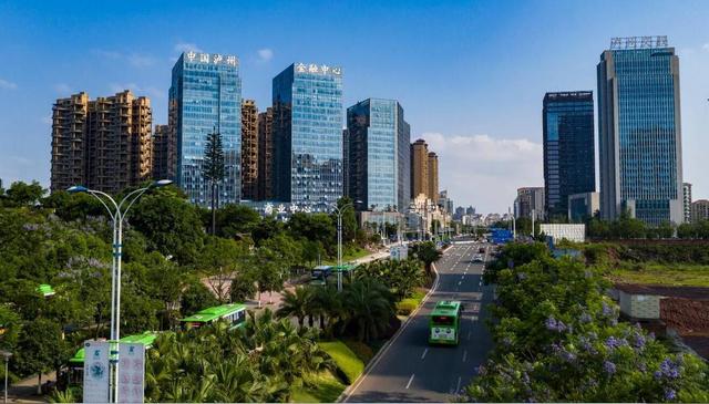 经济|产业发展挑大梁 四川泸州江阳区冲刺“千亿强区”