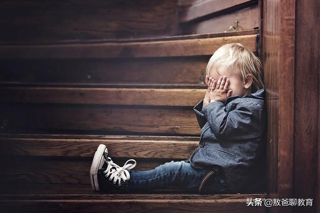 『超级宝妈』孩子逆反耍赖难教育？需改变沟通方式，父母这样沟通孩子最不抵触