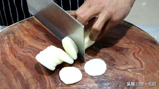 豆瓣酱|大厨教你麻辣香锅的家常做法，荤素搭配要啥有啥，香辣十足又营养