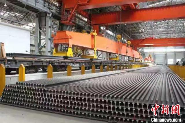 公司|包钢首批5000吨钢轨实现“云”销售