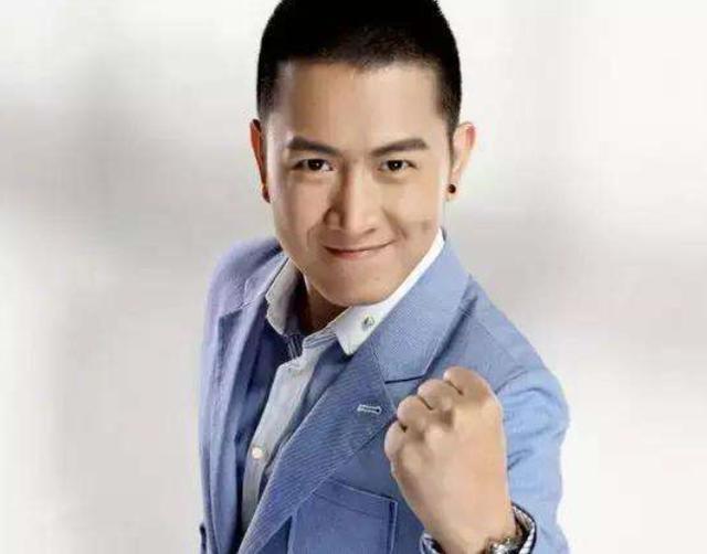 fun娱乐|41岁彭宇至今仍未婚,发福模样太明显,全因爱吃猪肘子猪蹄?