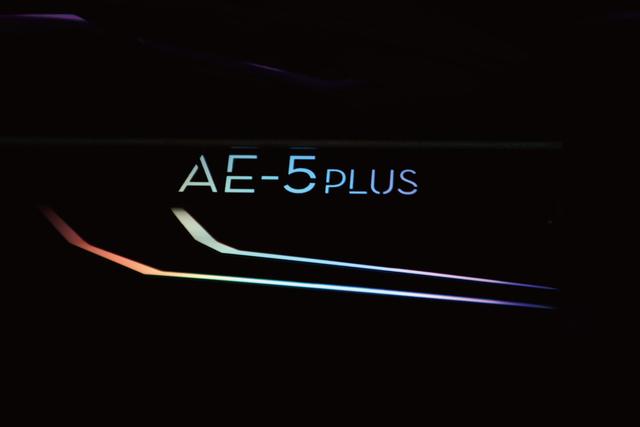 音乐与游戏齐飞，体验创新Sound BlasterX AE-5 Plus声卡