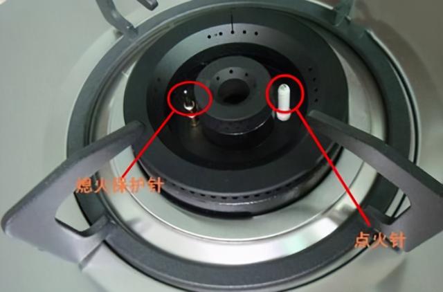 燃气灶啪啪响打不着火？松手就灭？别再重复这些操作了，代价太高