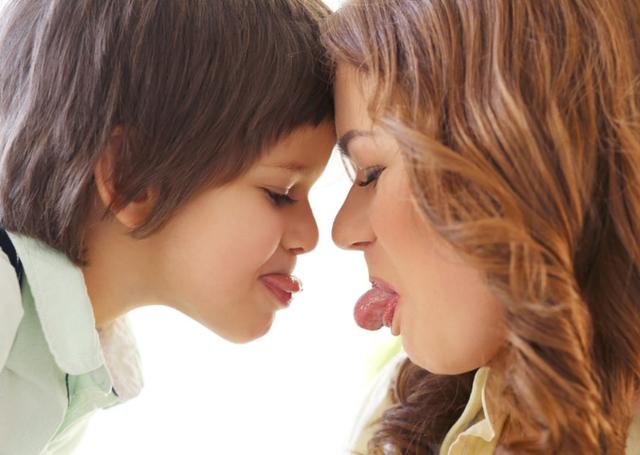 「超级宝妈」妈妈的自述：不喊孩子起床上学，却成就了孩子的一生