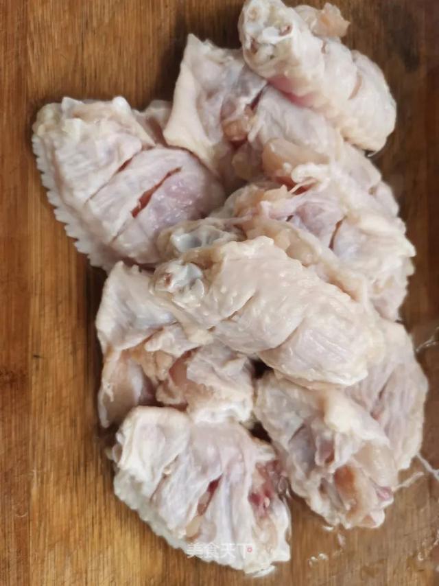 可乐鸡翅：好吃到舔手指，新手也能零失败