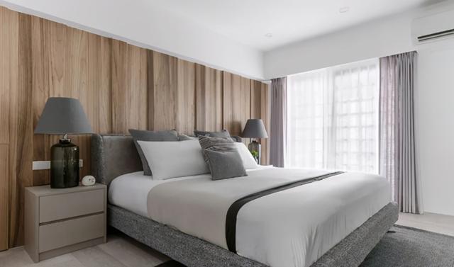 卧室怎样装修？木饰面在卧室装修中的巧妙运用，真是太美了