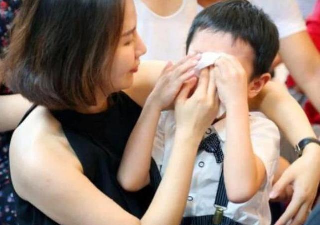 你的育儿经|爸爸姓“房”，给女儿取的名老师不敢叫，老师：在上课哪能叫这名