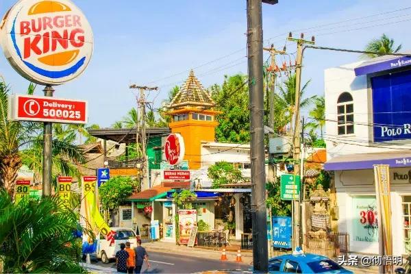 [趣旅游]巴厘岛，作为印度洋上一颗最闪亮的明珠，在最美的时光遇到你