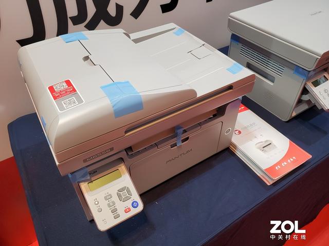 互联网+思维做事 产品&amp;解决方案两手抓