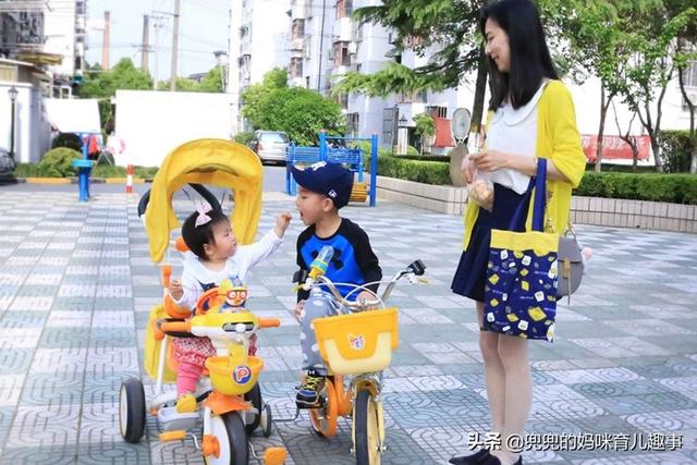 【你的育儿经】想要宝宝早开“金口”很简单，掌握几个小窍门，2岁就能吟诗！